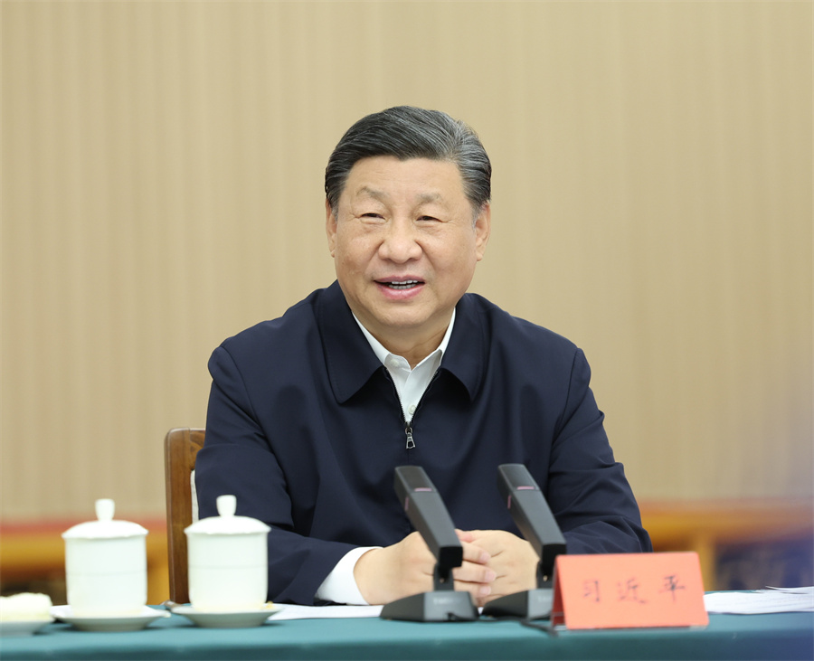 2024年5月23日下午，中共中央總書記、國家主席、中央軍委主席習(xí)近平在山東省濟南市主持召開企業(yè)和專家座談會并發(fā)表重要講話。新華社記者 鞠鵬 攝