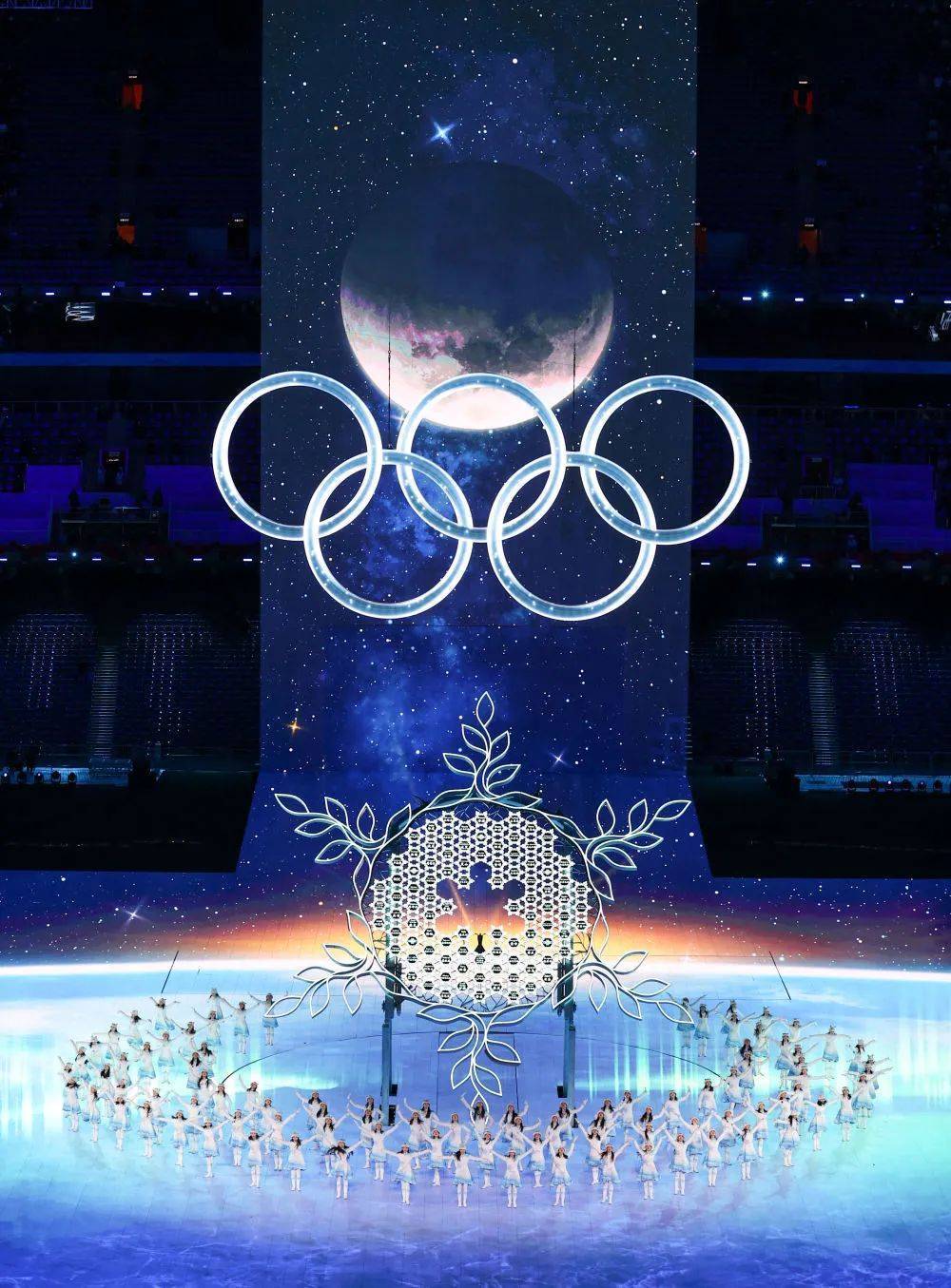 2022年2月4日晚，第二十四屆冬季奧林匹克運(yùn)動(dòng)會(huì)開(kāi)幕式在北京國(guó)家體育場(chǎng)舉行。