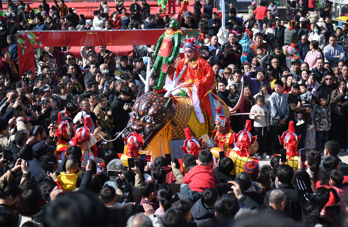 稷山：“高蹺走獸”演繹神話傳說(shuō)鬧新春-43081.jpg